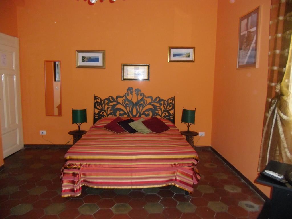 Anirbas Bed & Breakfast เรจโจ ดี คาลาเบีย ภายนอก รูปภาพ